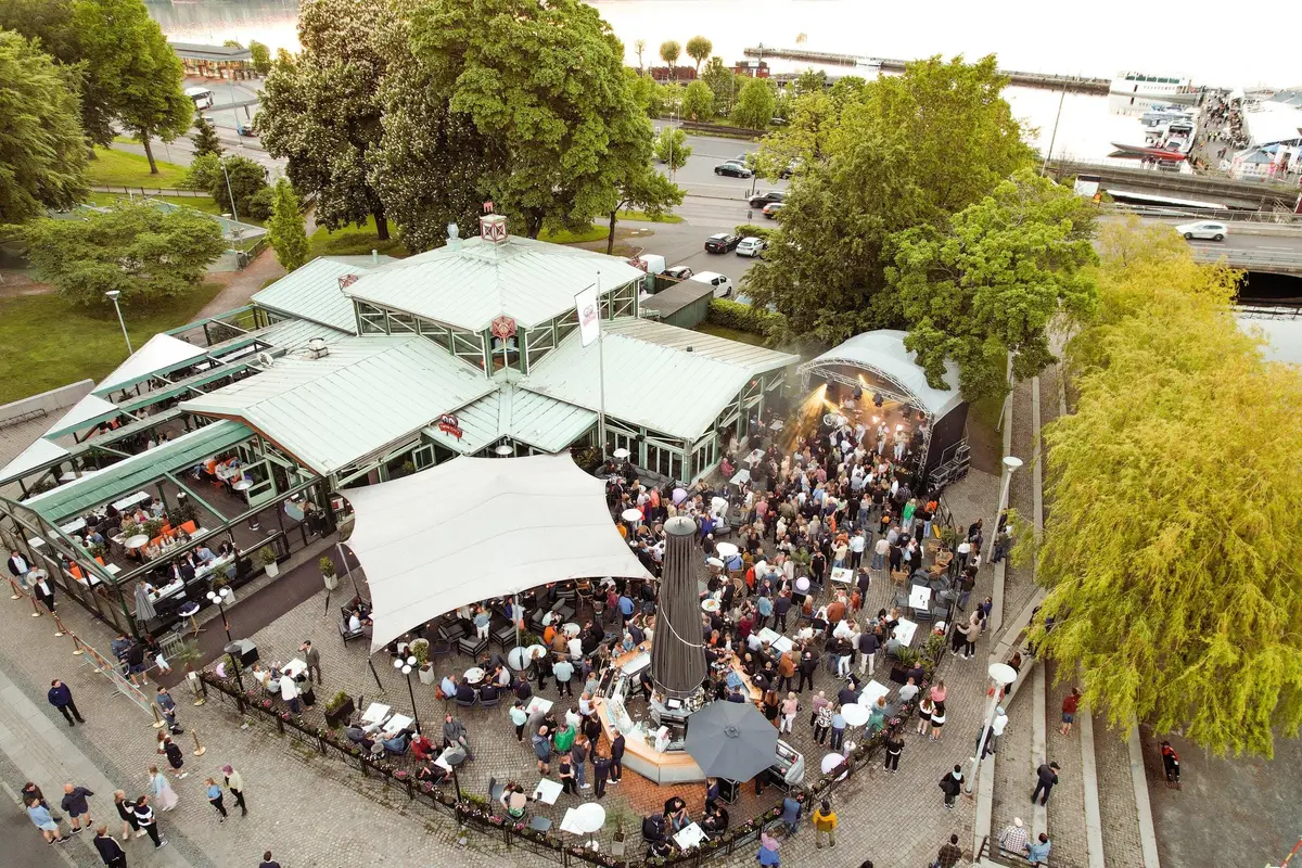Restaurang Twin City från luften